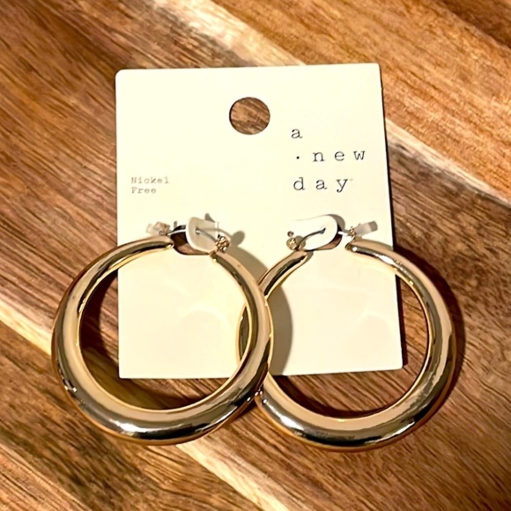 A new day hoop earrings fashion jewelry nickel free New size medium